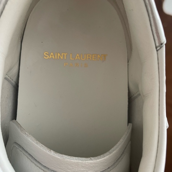 Saint Laurent Court Classic SL/06 California Leather Star Sneakers (SIZE: 40) - Picture 3 of 6